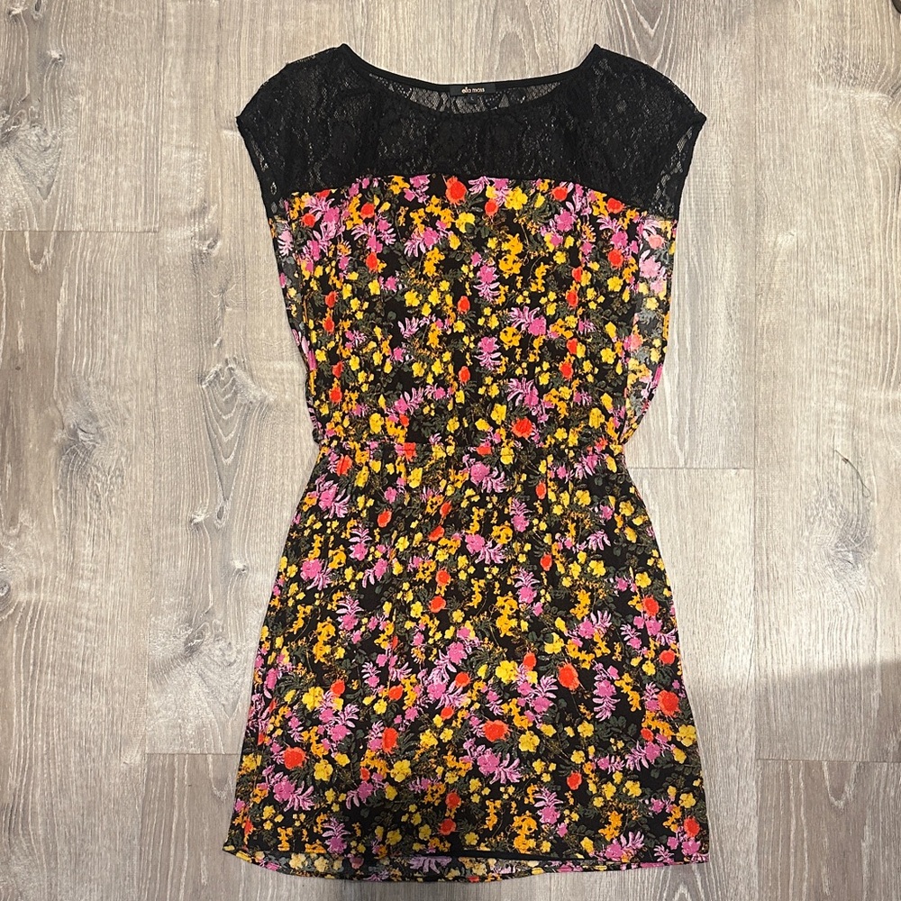 Ella Moss Lace and Floral Mini